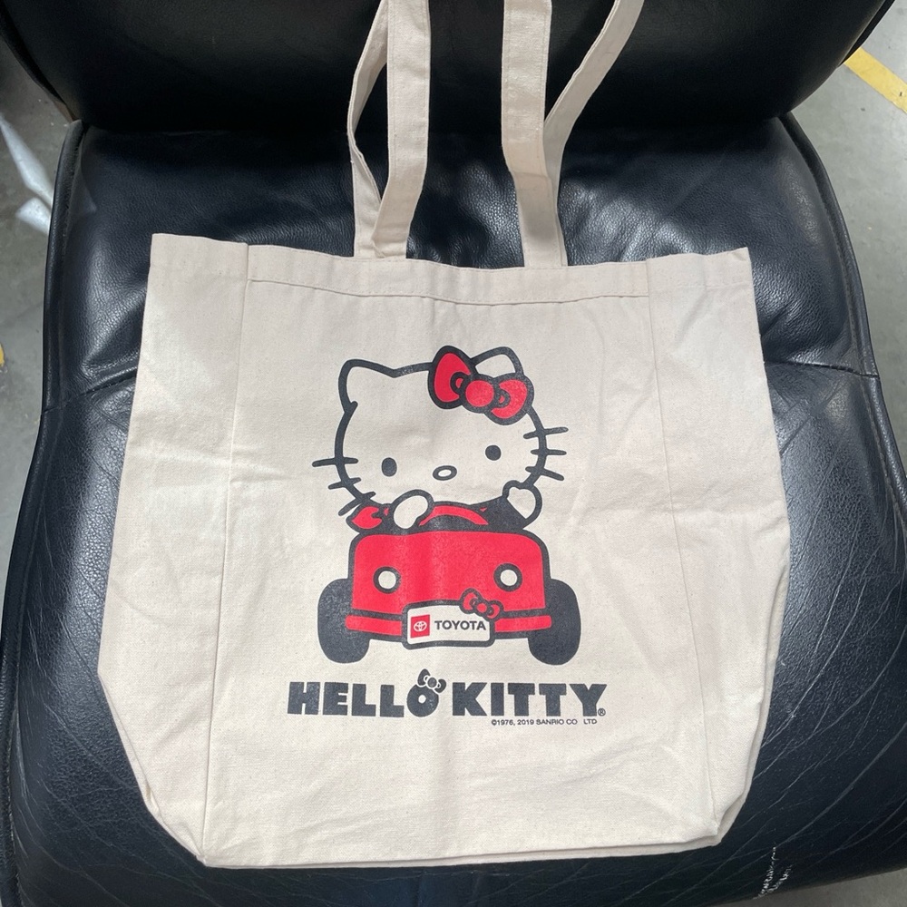 Hello Kitty X Toyota Truck Tote Original Sanrio Canvas 16x15 in